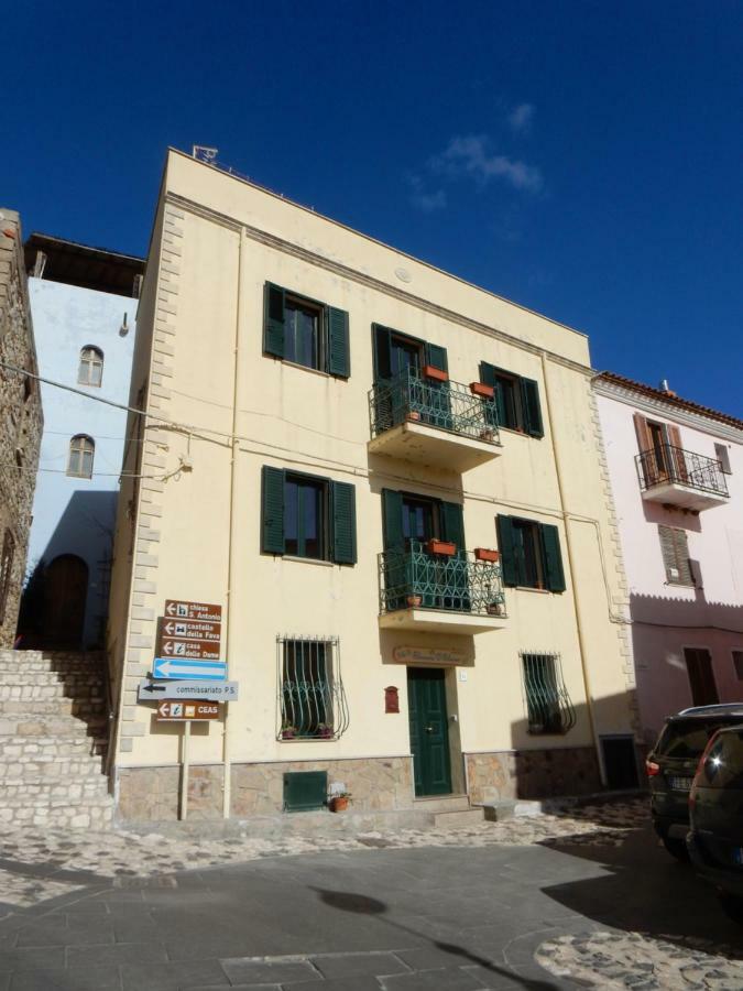 B&B Eleonora D'Arborea, Centro Storico Посада Экстерьер фото